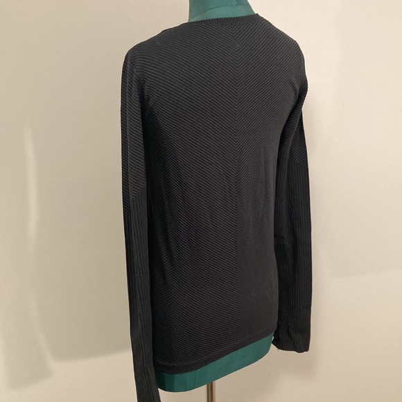 Athleta base layer - medium - Picture 3 of 5